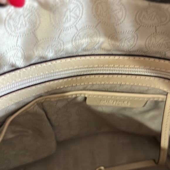 Michael Kors - Picture 6 of 9